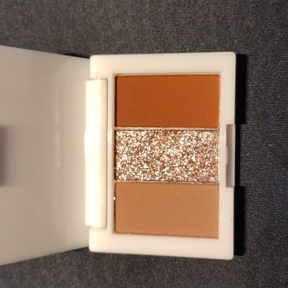 HIPDOT X MYSTIC NOUVEAU EYESHADOW TRIO